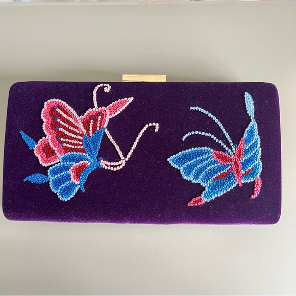 Butterfly Purple Velvet Chain Clutch - Picture 1 of 4